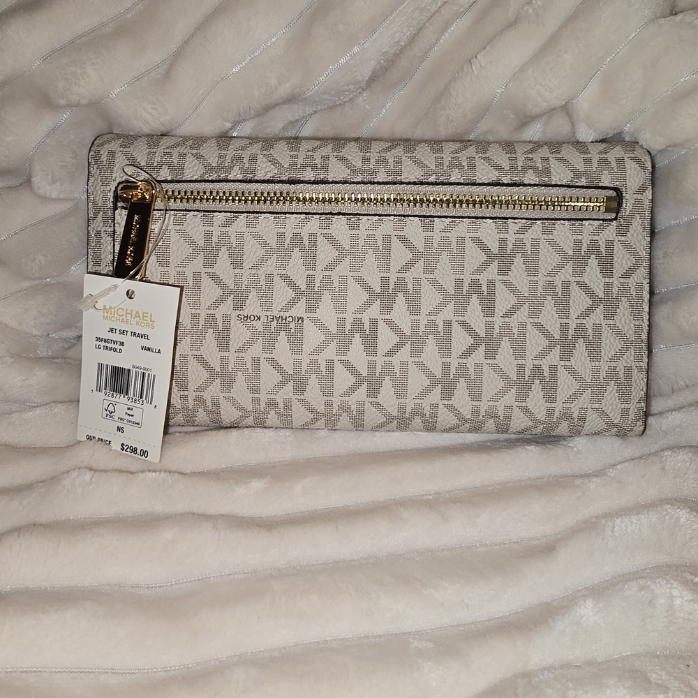 Nwt Michael Kors Monogram Clutch - Picture 2 of 4